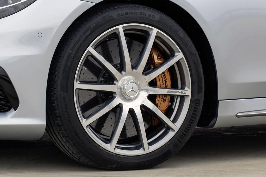  Mercedes-Benz S63 AMG 2014 года  (фото 5 из 125)